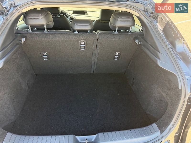 Внедорожник / Кроссовер Mazda CX-30 2025 в Киеве
