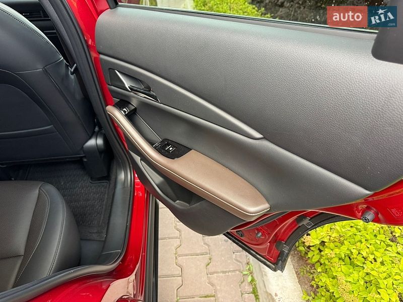 Внедорожник / Кроссовер Mazda CX-30 2024 в Киеве фото 19 Внедорожник / Кроссовер Mazda CX-30 2024 в Киеве