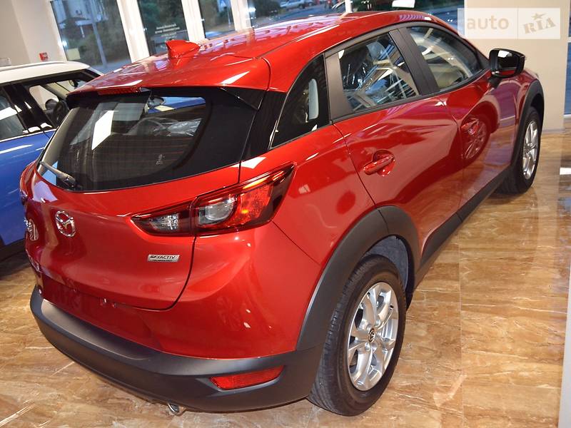 Внедорожник / Кроссовер Mazda CX-3 2016 в Киеве