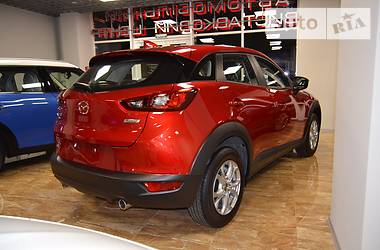 Внедорожник / Кроссовер Mazda CX-3 2016 в 