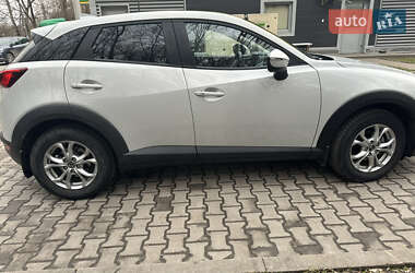 Внедорожник / Кроссовер Mazda CX-3 2015 в 