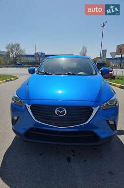 Позашляховик / Кросовер Mazda CX-3 2017 в 