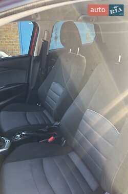 Внедорожник / Кроссовер Mazda CX-3 2015 в 