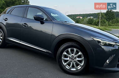 Внедорожник / Кроссовер Mazda CX-3 2016 в 