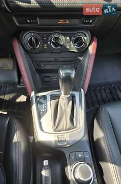 Внедорожник / Кроссовер Mazda CX-3 2015 в 