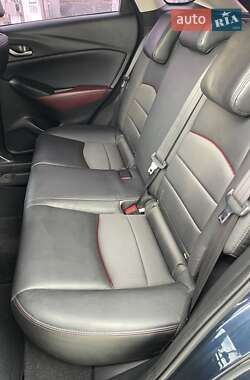 Внедорожник / Кроссовер Mazda CX-3 2017 в 