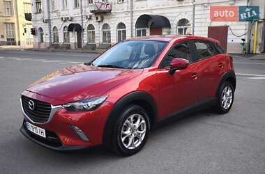 Внедорожник / Кроссовер Mazda CX-3 2015 в 