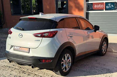 Внедорожник / Кроссовер Mazda CX-3 2016 в 