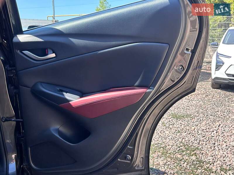 Внедорожник / Кроссовер Mazda CX-3 2016 в Одессе