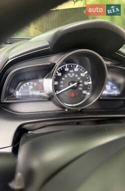 Внедорожник / Кроссовер Mazda CX-3 2018 в 