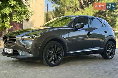 Внедорожник / Кроссовер Mazda CX-3 2015 в 