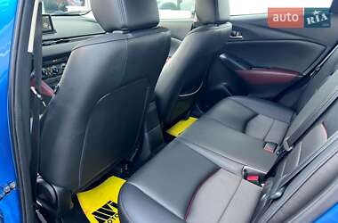 Внедорожник / Кроссовер Mazda CX-3 2015 в 