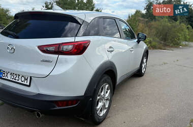 Внедорожник / Кроссовер Mazda CX-3 2015 в 