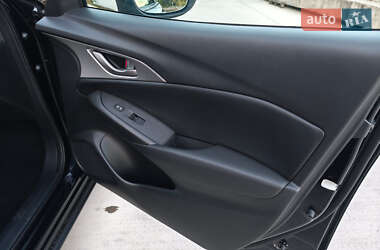 Позашляховик / Кросовер Mazda CX-3 2020 в 
