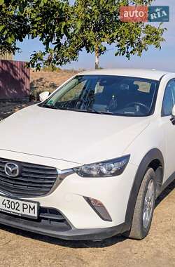 Внедорожник / Кроссовер Mazda CX-3 2017 в 