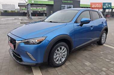 Позашляховик / Кросовер Mazda CX-3 2017 в 
