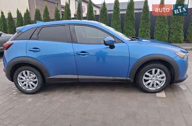 Позашляховик / Кросовер Mazda CX-3 2017 в 