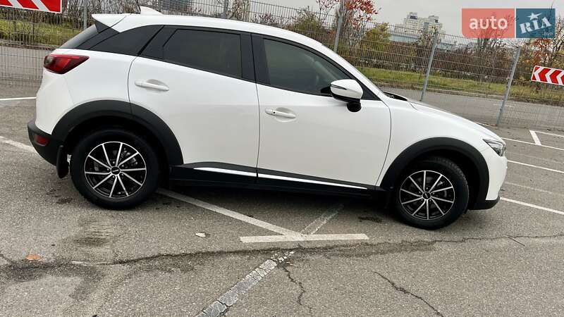 Позашляховик / Кросовер Mazda CX-3 2017 в Києві фото 4 Позашляховик / Кросовер Mazda CX-3 2017 в Києві