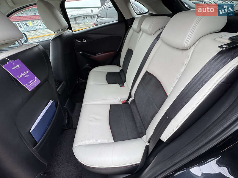 Внедорожник / Кроссовер Mazda CX-3 2015 в Киеве