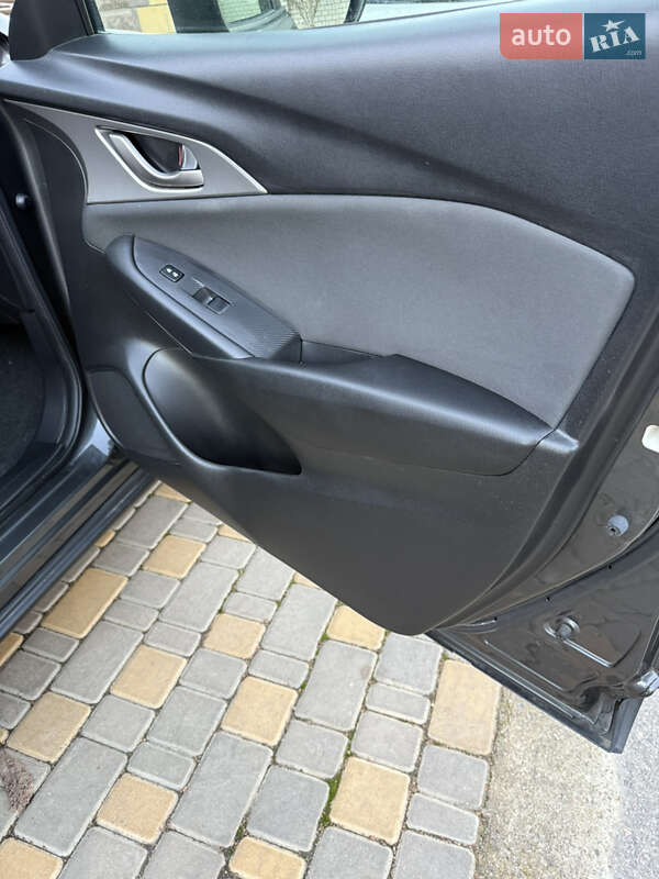 Позашляховик / Кросовер Mazda CX-3 2016 в Одесі фото 69 Позашляховик / Кросовер Mazda CX-3 2016 в Одесі