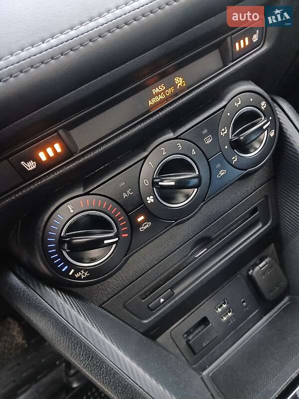 Внедорожник / Кроссовер Mazda CX-3 2016 в Черновцах