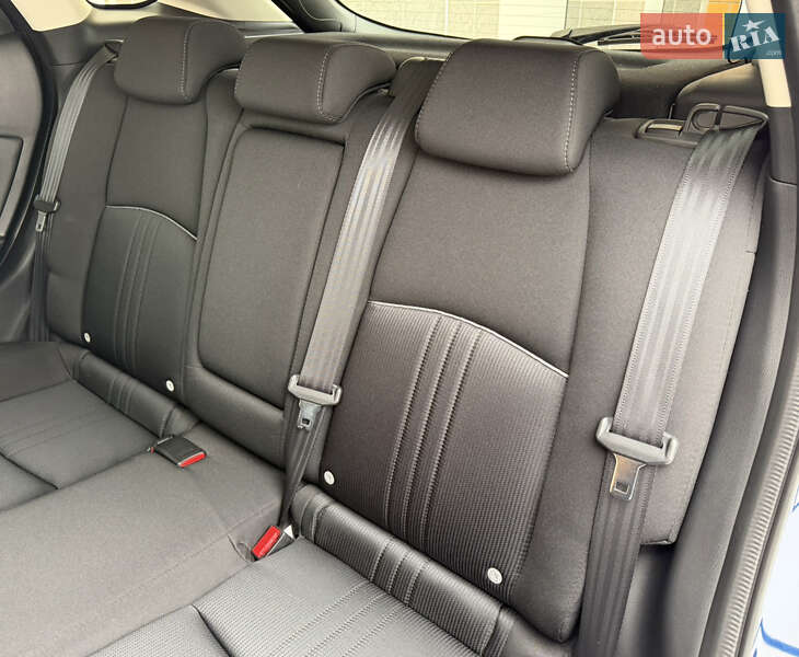 Внедорожник / Кроссовер Mazda CX-3 2018 в Киеве