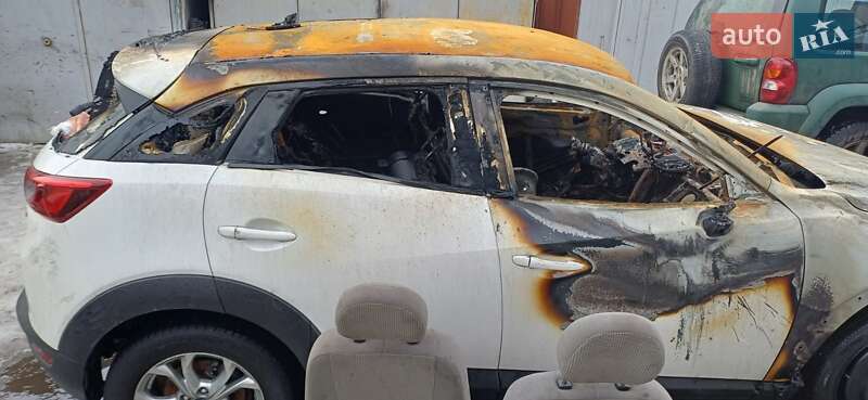 Внедорожник / Кроссовер Mazda CX-3 2017 в Киеве