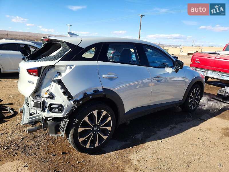 Внедорожник / Кроссовер Mazda CX-3 2019 в Киеве