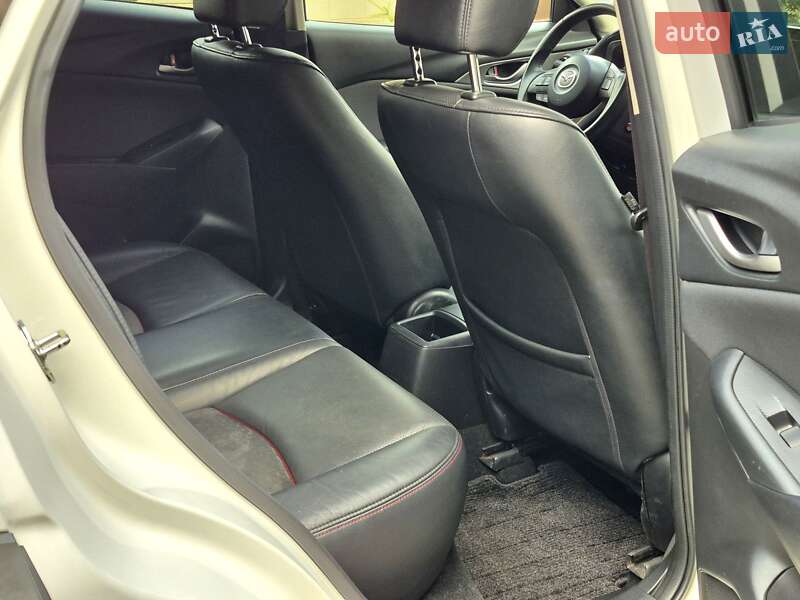 Внедорожник / Кроссовер Mazda CX-3 2015 в Одессе