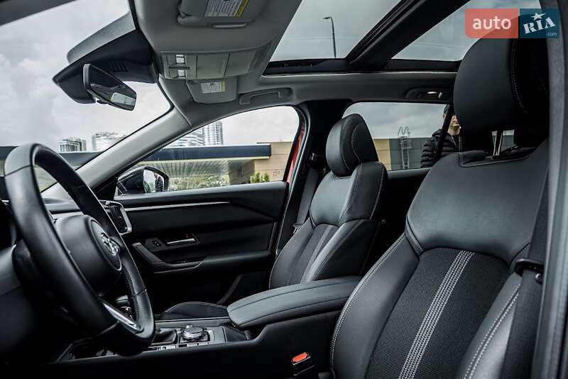 Позашляховик / Кросовер Mazda CX-50 2023 в Дніпрі