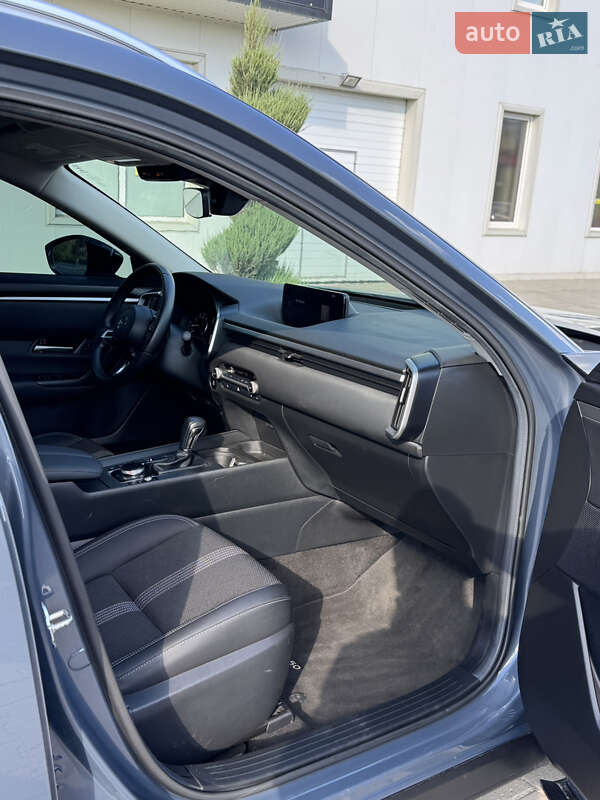 Внедорожник / Кроссовер Mazda CX-50 2023 в Киеве