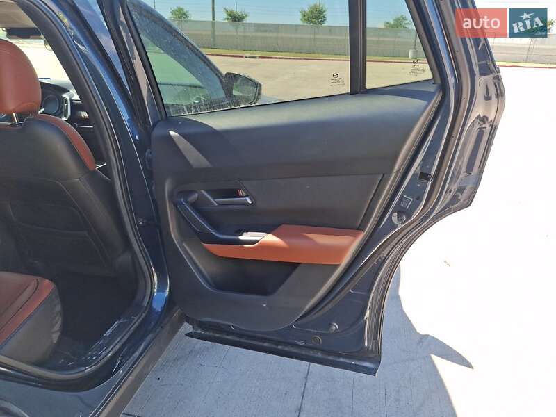 Позашляховик / Кросовер Mazda CX-50 2023 в Києві фото 35 Позашляховик / Кросовер Mazda CX-50 2023 в Києві