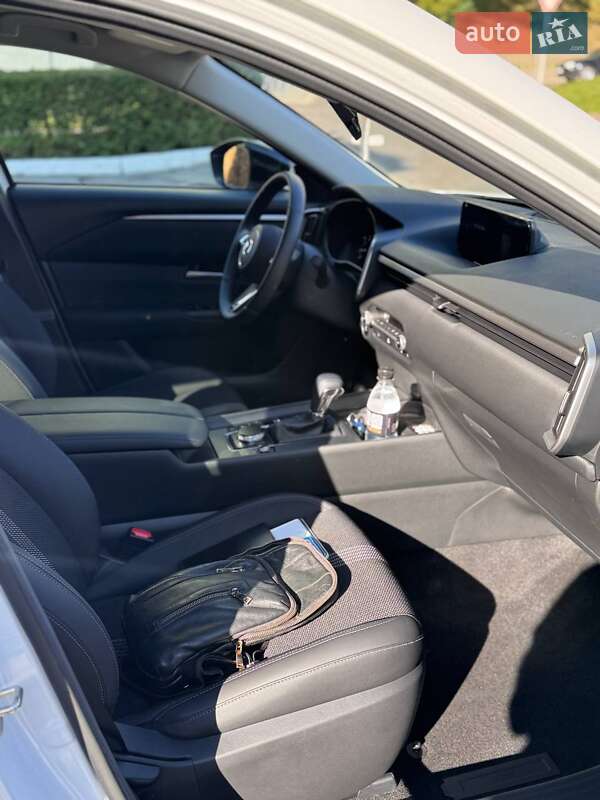 Внедорожник / Кроссовер Mazda CX-50 2024 в Ровно