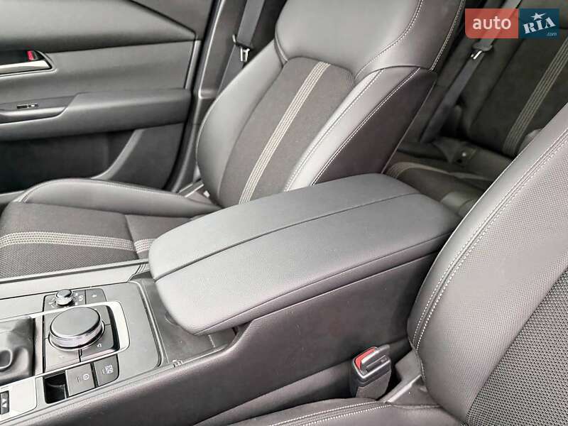 Позашляховик / Кросовер Mazda CX-50 2025 в Запоріжжі фото 16 Позашляховик / Кросовер Mazda CX-50 2025 в Запоріжжі