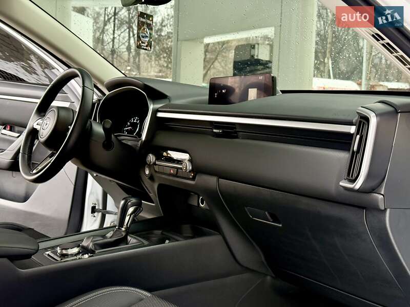 Внедорожник / Кроссовер Mazda CX-50 2023 в Днепре фото 28 Внедорожник / Кроссовер Mazda CX-50 2023 в Днепре