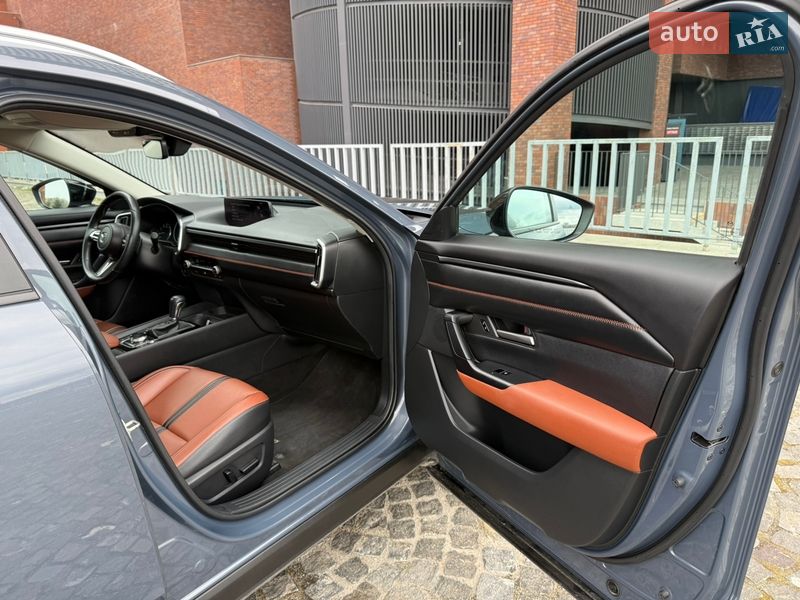 Внедорожник / Кроссовер Mazda CX-50 2023 в Днепре фото 28 Внедорожник / Кроссовер Mazda CX-50 2023 в Днепре