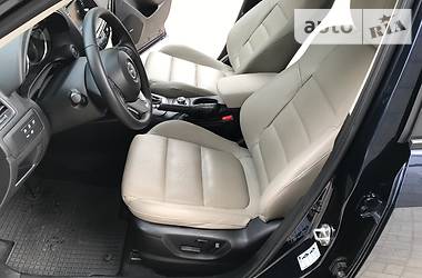 Внедорожник / Кроссовер Mazda CX-5 2015 в 