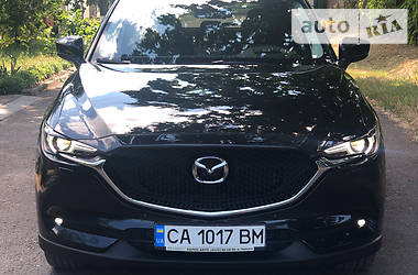 Внедорожник / Кроссовер Mazda CX-5 2017 в Киеве