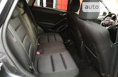 Позашляховик / Кросовер Mazda CX-5 2015 в 