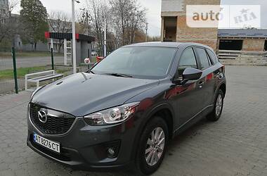 Позашляховик / Кросовер Mazda CX-5 2015 в 
