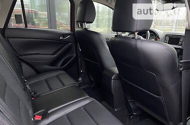 Позашляховик / Кросовер Mazda CX-5 2015 в 