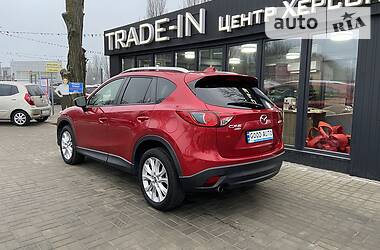 Позашляховик / Кросовер Mazda CX-5 2015 в 