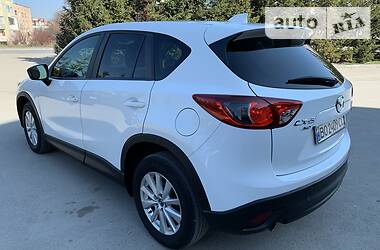 Позашляховик / Кросовер Mazda CX-5 2012 в 
