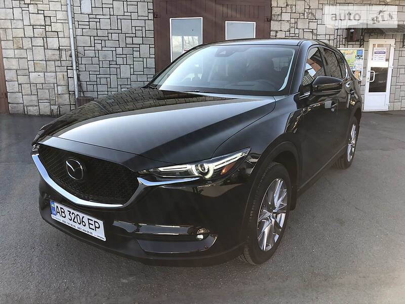 Позашляховик / Кросовер Mazda CX-5 2018 в 