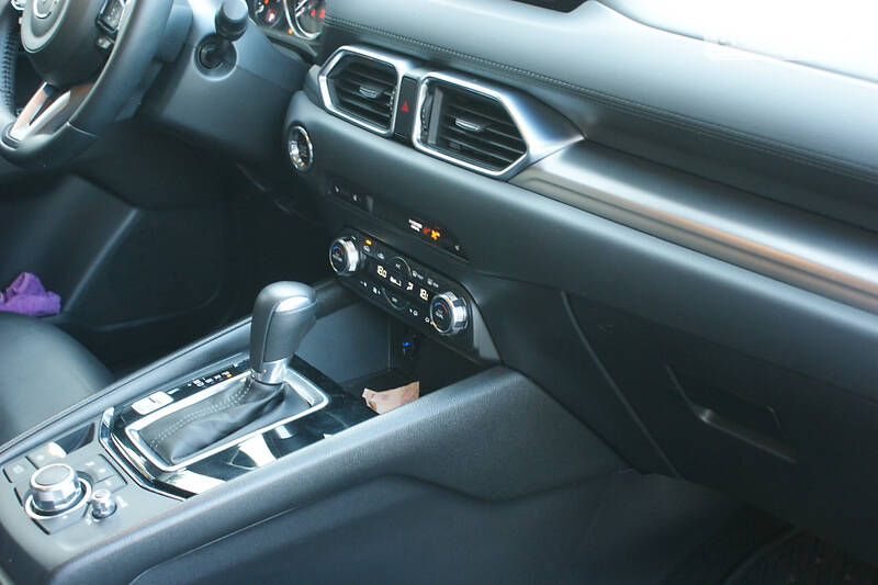 Позашляховик / Кросовер Mazda CX-5 2018 в Львові