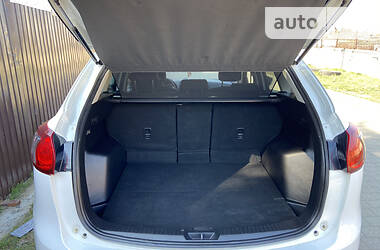 Позашляховик / Кросовер Mazda CX-5 2012 в 
