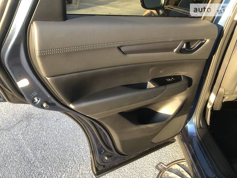 Позашляховик / Кросовер Mazda CX-5 2018 в Дніпрі