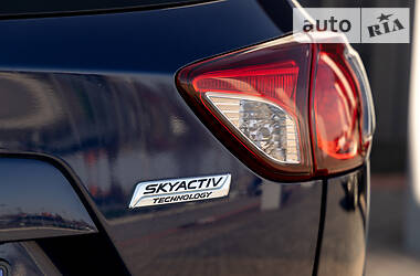 Внедорожник / Кроссовер Mazda CX-5 2013 в 