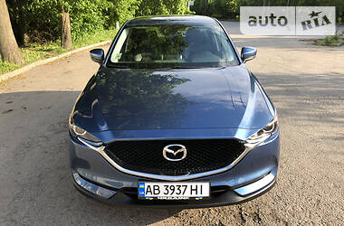 Позашляховик / Кросовер Mazda CX-5 2017 в 