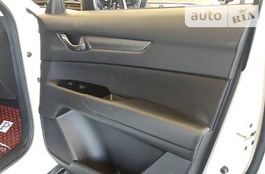 Позашляховик / Кросовер Mazda CX-5 2018 в 